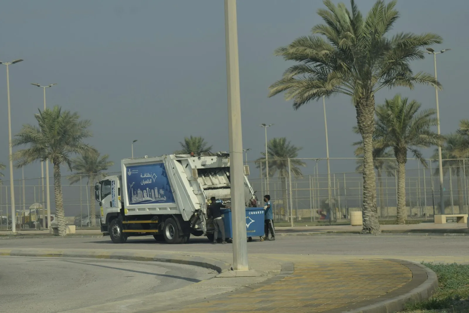 Rubbish removal and yard clean-up service